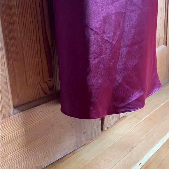 Merlot Evening Gown / Bridesmaid’s Dress - Picture 4 of 9